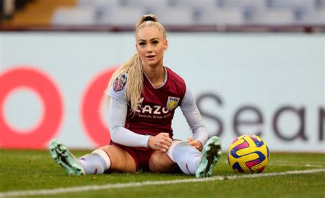 alisha lehmann hot|Worlds Hottest Soccer Player Turns Heads In Tiny。